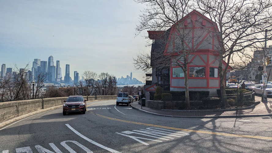 NYC_2024-02-08 14-03-48_PXL_20240208_190348316